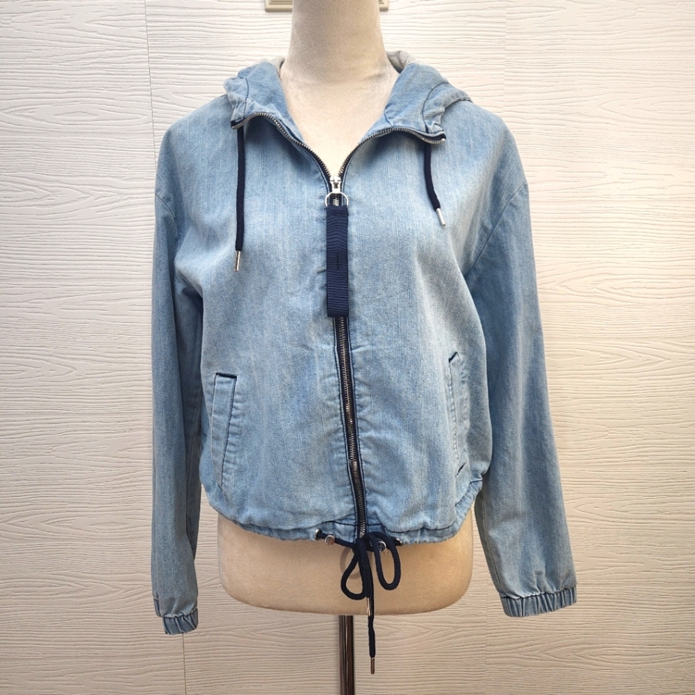 Ashley Vintage Charm Light Blue Hooded Denim Jacket Size Medium
